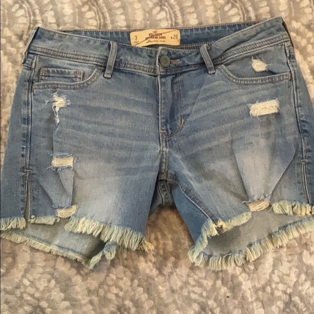 Hollister Boyfriend Shorts. Ultra Low Rise